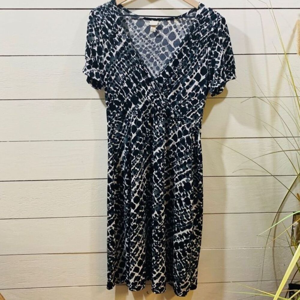 Merona Animal Print Faux Wrap Dress Large Black White V-Neck Stretch Casual - Picture 2 of 6
